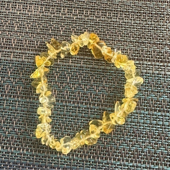 Jewelry - 5/$25 Beautiful Stretchy Bracelet